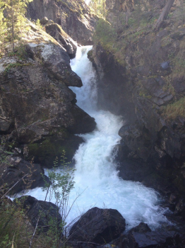 Казенихинский водопад
