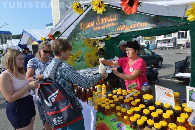Фестиваль меда в Горно-Алтайске