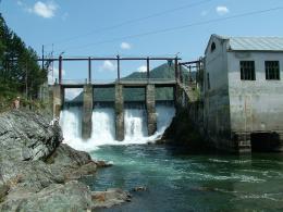 Горный Алтай : Чемальская ГЭС : Чемальская ГЭС, река Чемал