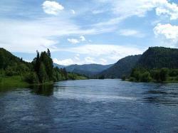 Река Бия в Турочаке