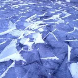 Лед на Телецком озере 