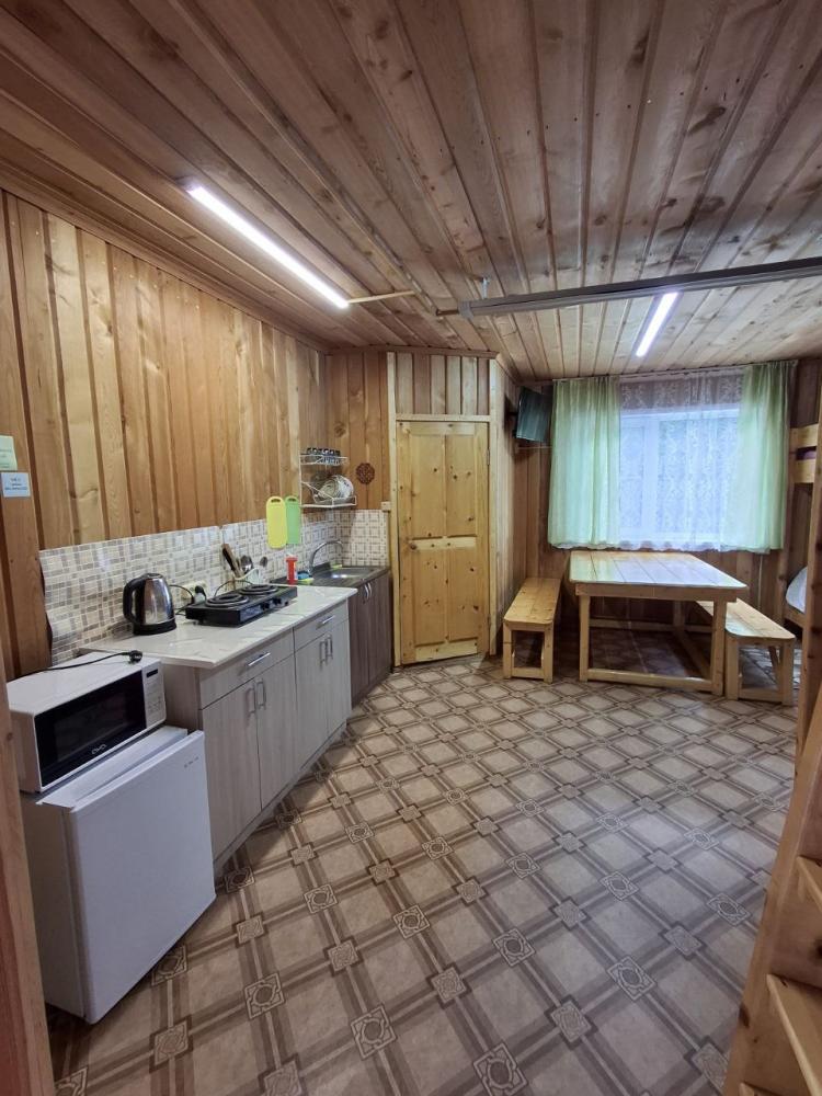 Номер 5 с кухней и туалетом