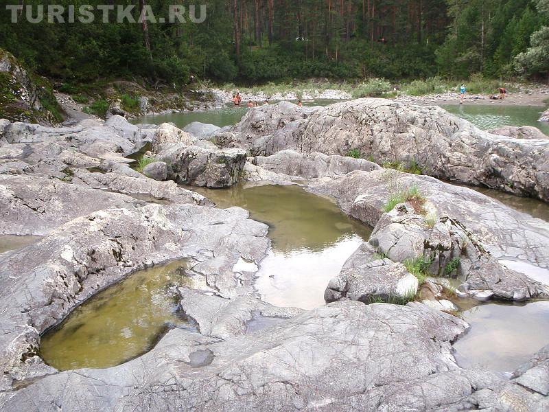 Каменная гряда, отделяющая Катунь от Катунских ванночек