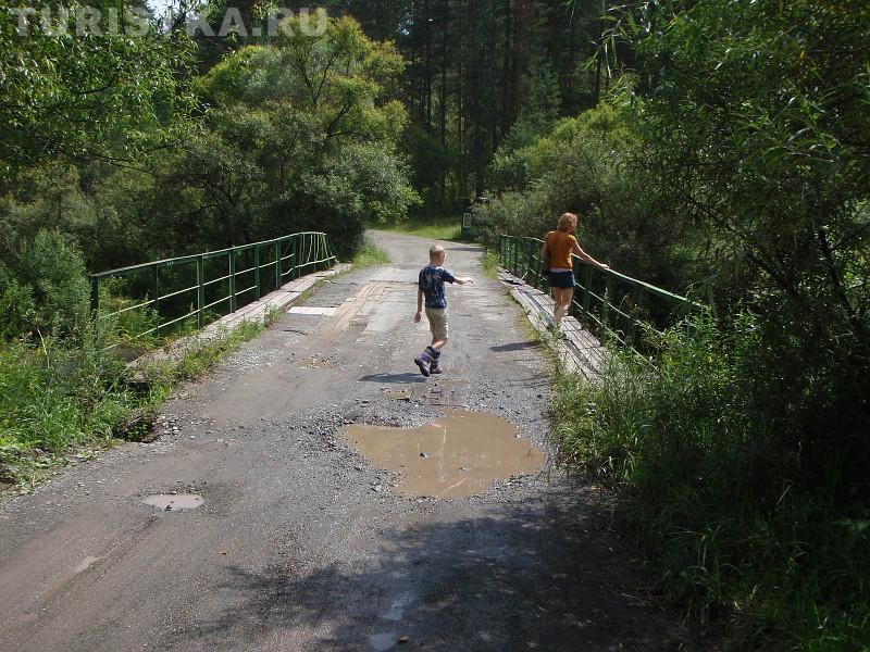Мост через реку Сема, по дороге к Катунским ванночкам