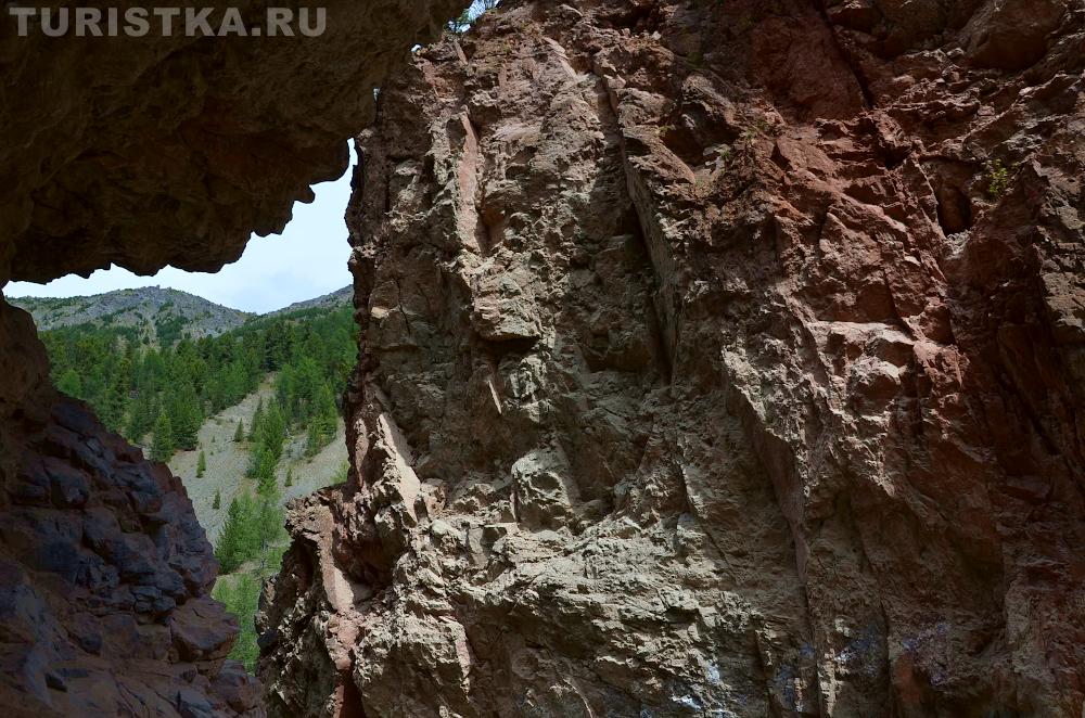 Красные ворота 