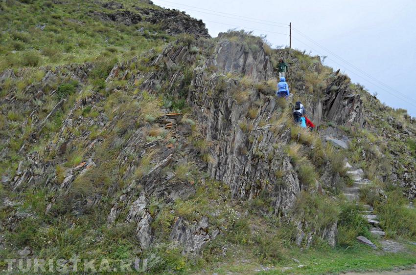 Скалы с петроглифами