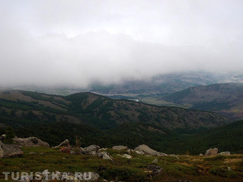 Дхазатор под облаками (вид с перевала)