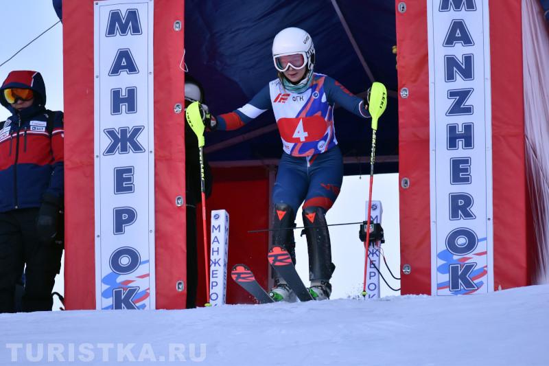 Соревнования по горнолыжному спорту в Манжерок