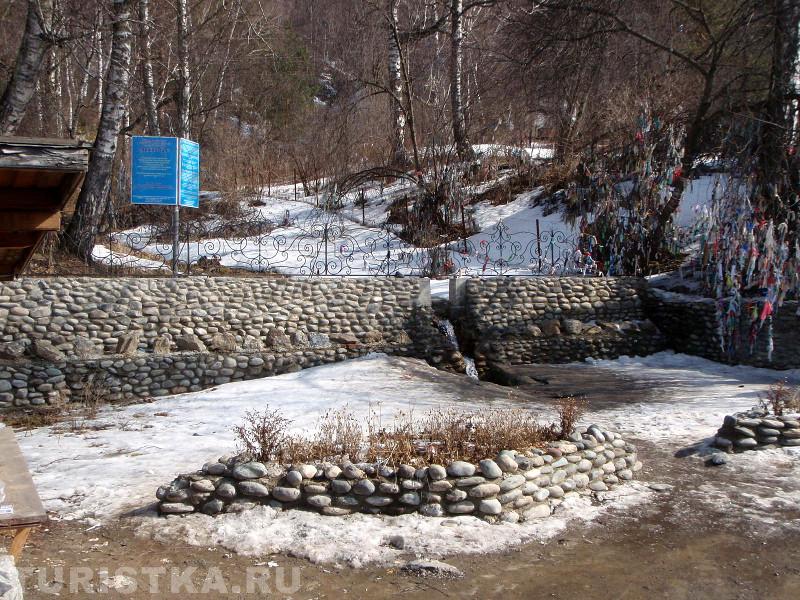 Источник Аржан-Суу весной
