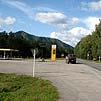 Заправка на въезде в село