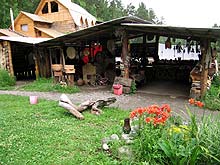 Горный Алтай, село Аскат : Сувенирная мастерская